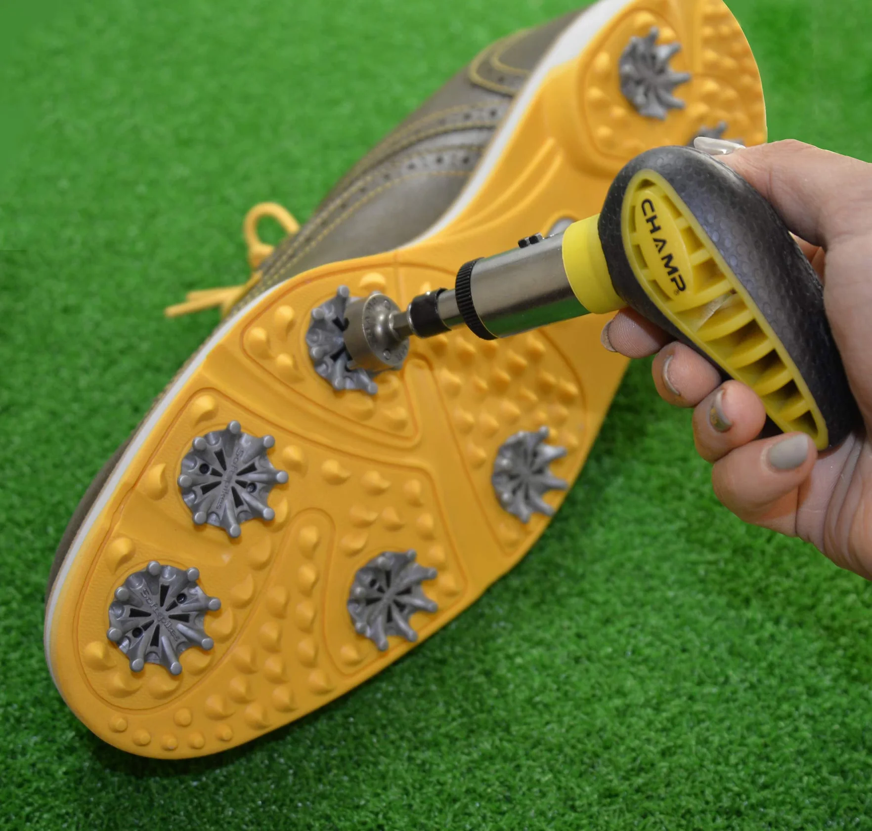Champ Max Shoe Spike Pro klucz