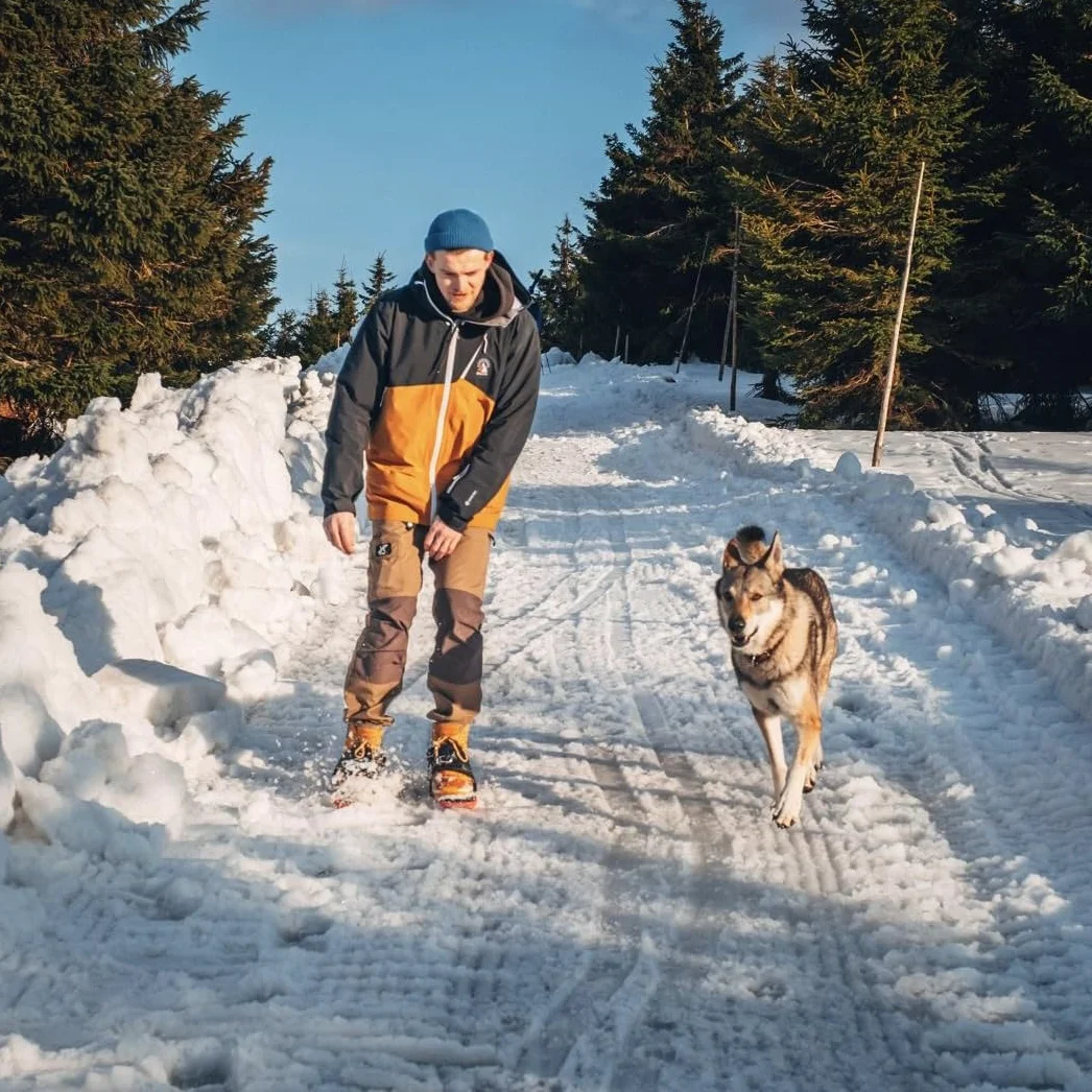 Lekkie rakiety śnieżne 2 w 1, kolce, mini narty dla mężczyzn i kobiet, rozmiar buta 36-48, odpowiednie do jazdy na nartach, śledzenia, wspinaczki na zimę na lodzie i śniegu