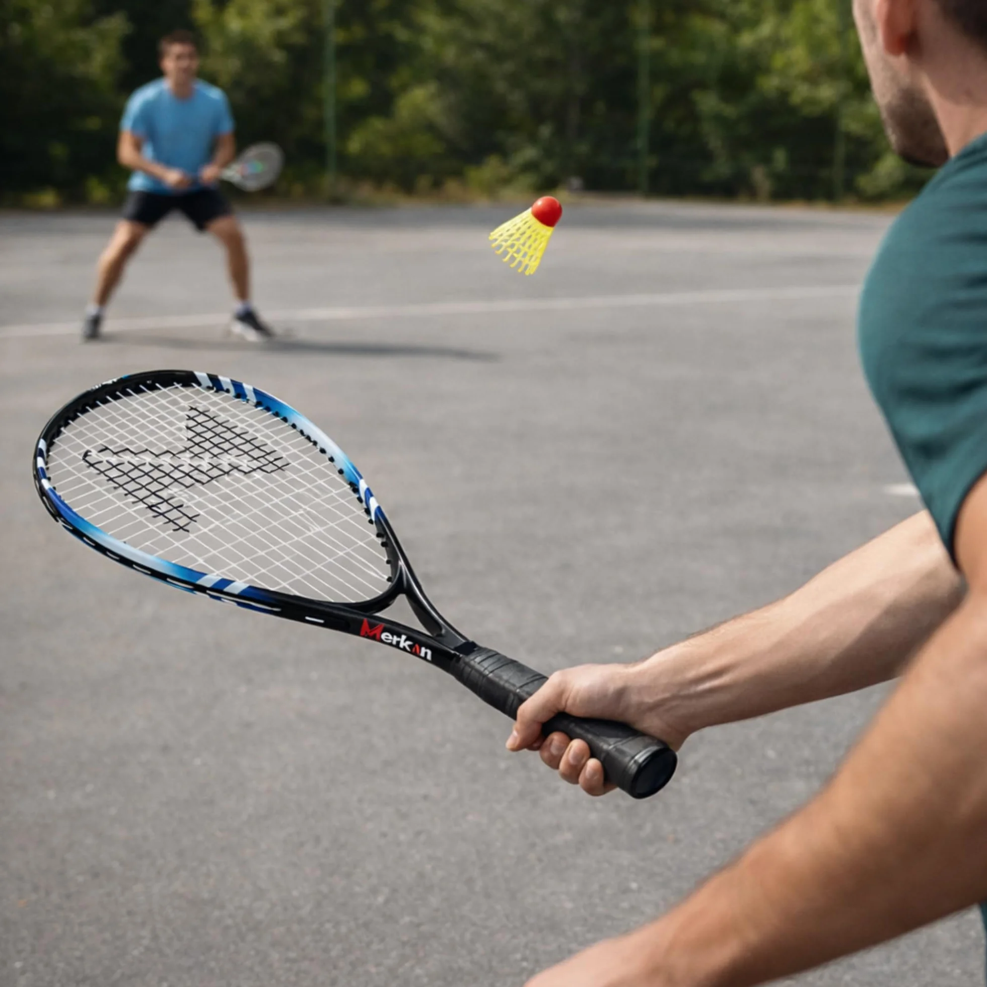 zestaw do speed-badmintona, 2 poręczne aluminiowe rakiety, długość 58,9 cm, 3 nylonowe lotki, idealnie nadają się do stabilnej i szybkiej gry, wysokiej jakości torba