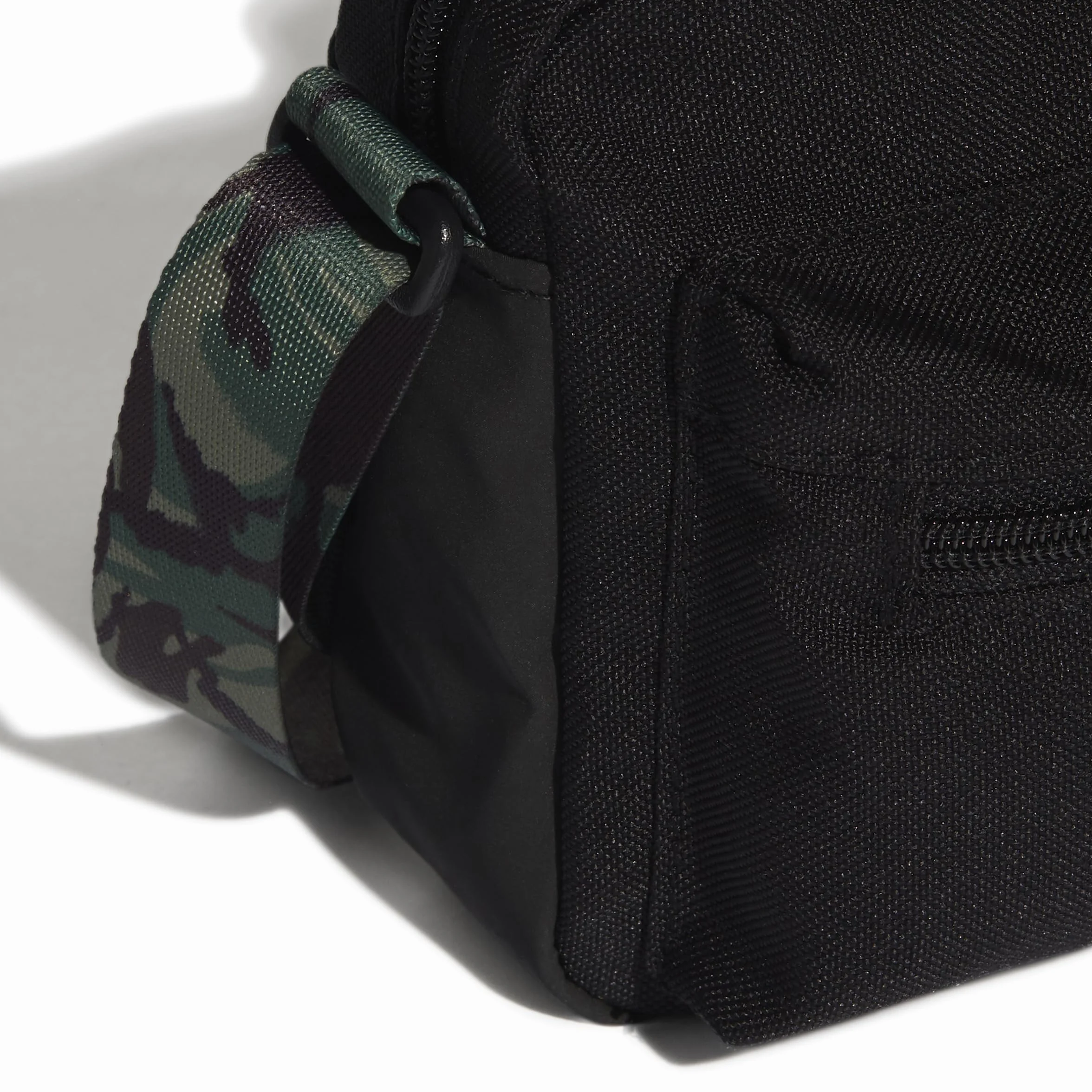 adidas CLSC Camo Org Torba na ramię, Czarna/Wielokolorowa, Uniwersalny