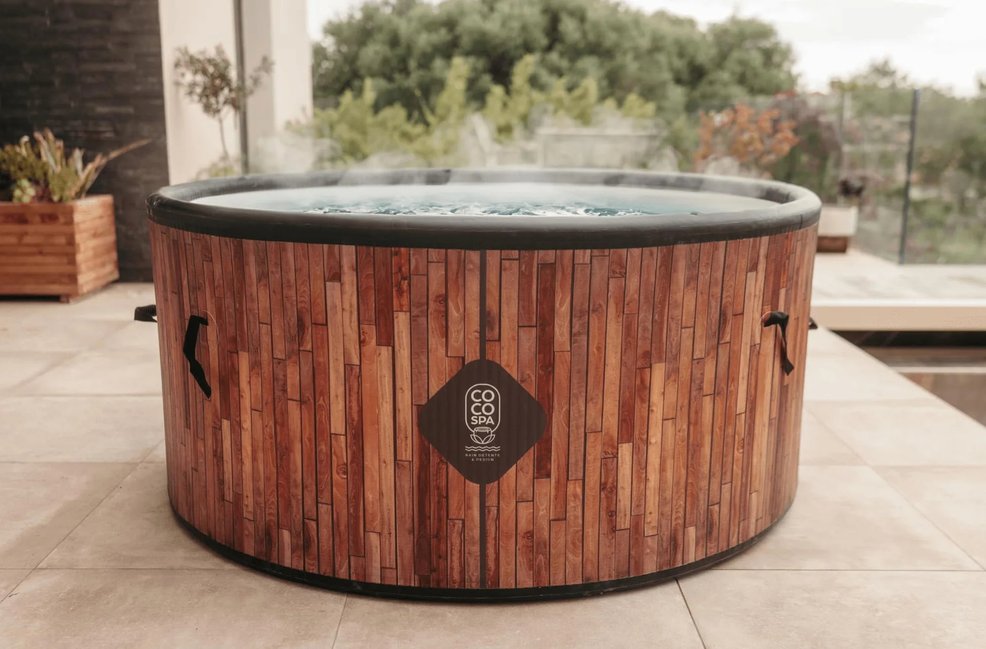 COCO SPA Exotik Spa nadmuchiwana średnica 150 cm, 800 l, silnik 2240 W, dla 2 do 4 osób, 140 dysz do masażu