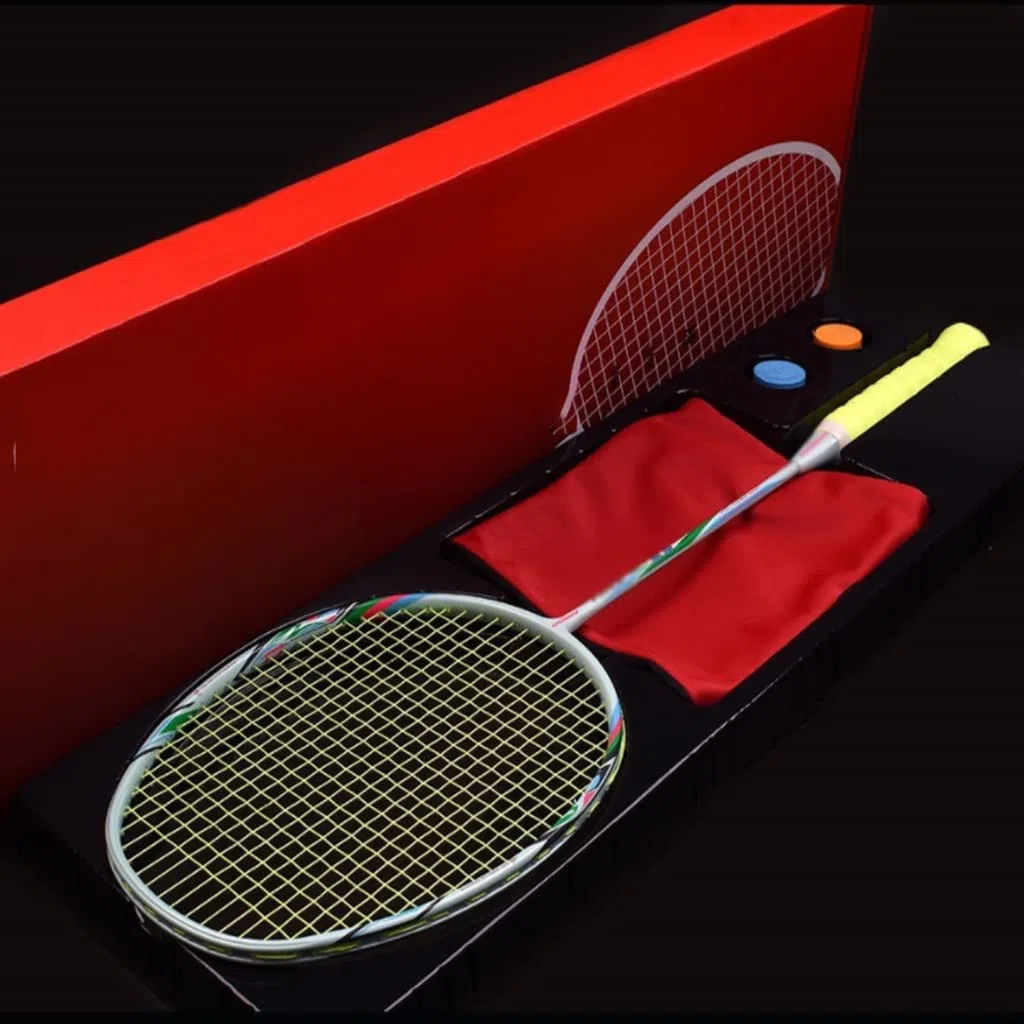 4U Smash Type Badminton Racket Carbon Fiber 32 Pounds Offensive Single Shot for Adults