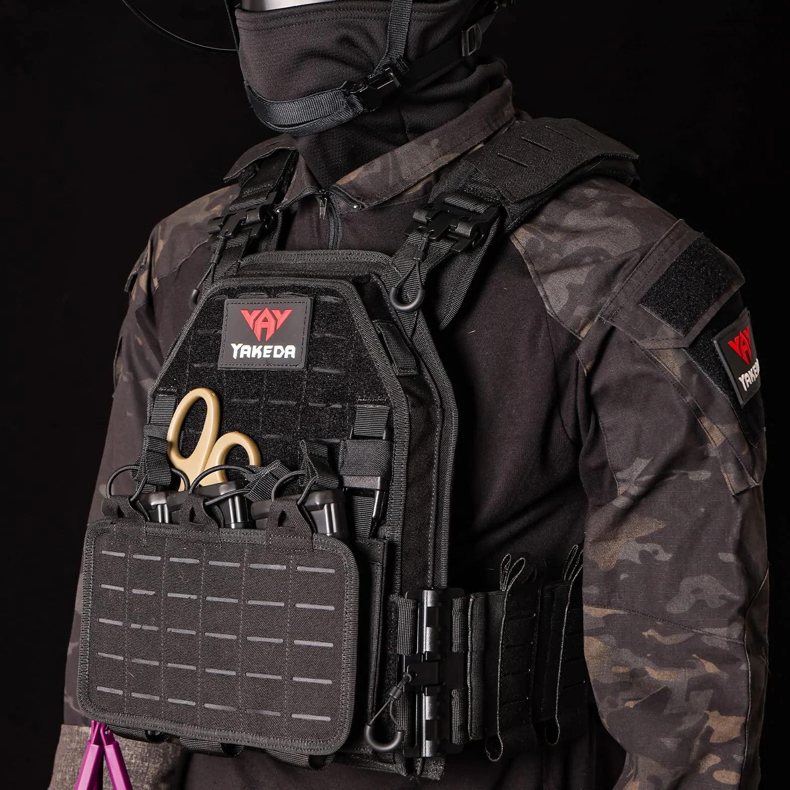 vAv YAKEDA Kamizelka taktyczna dla mężczyzn, wojskowa, nylon 1000D, szybkie zapięcie, cięcie laserowe, modułowa kamizelka Multicam lekka kamizelka