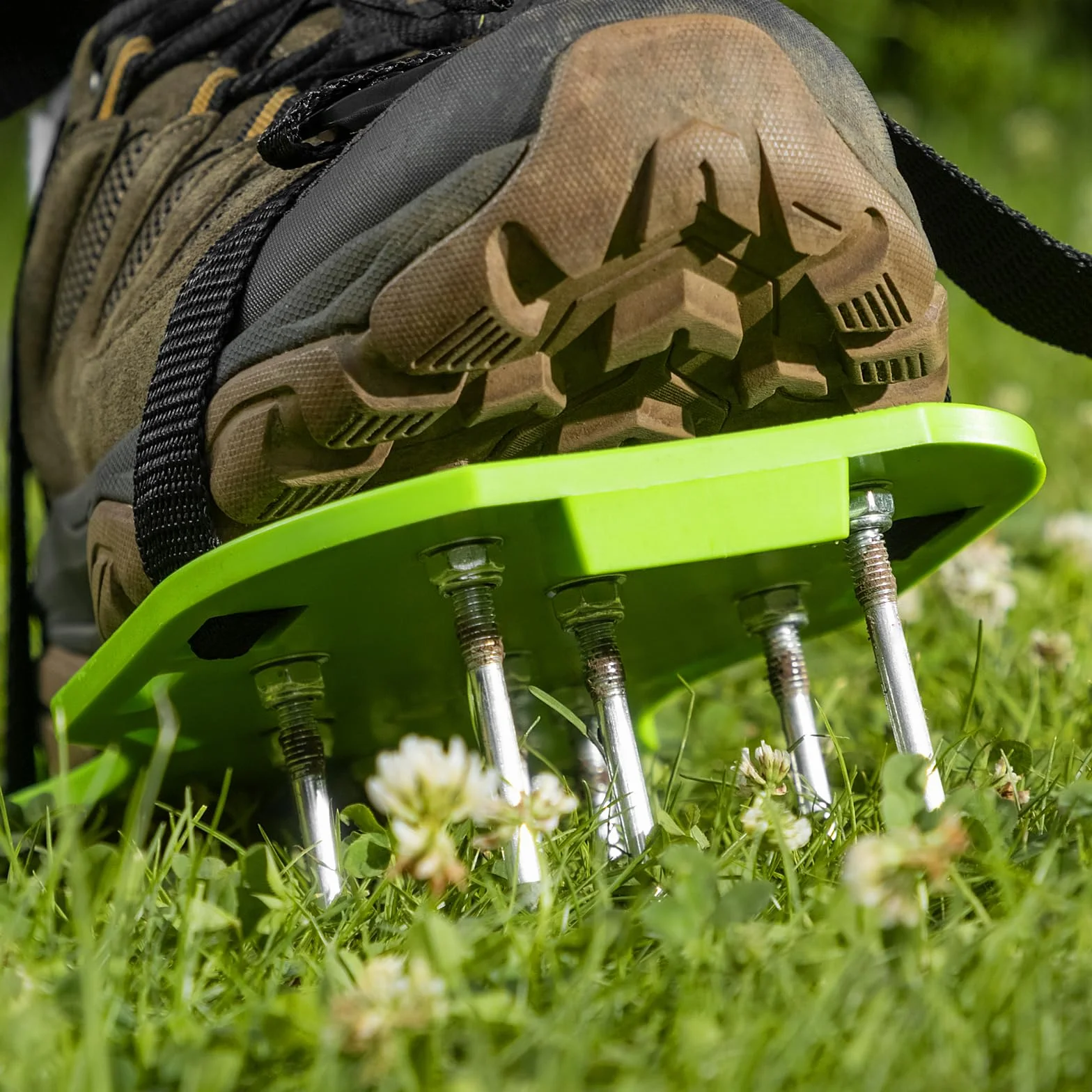 Aerator do trawnikow "sandaly"// Palisad