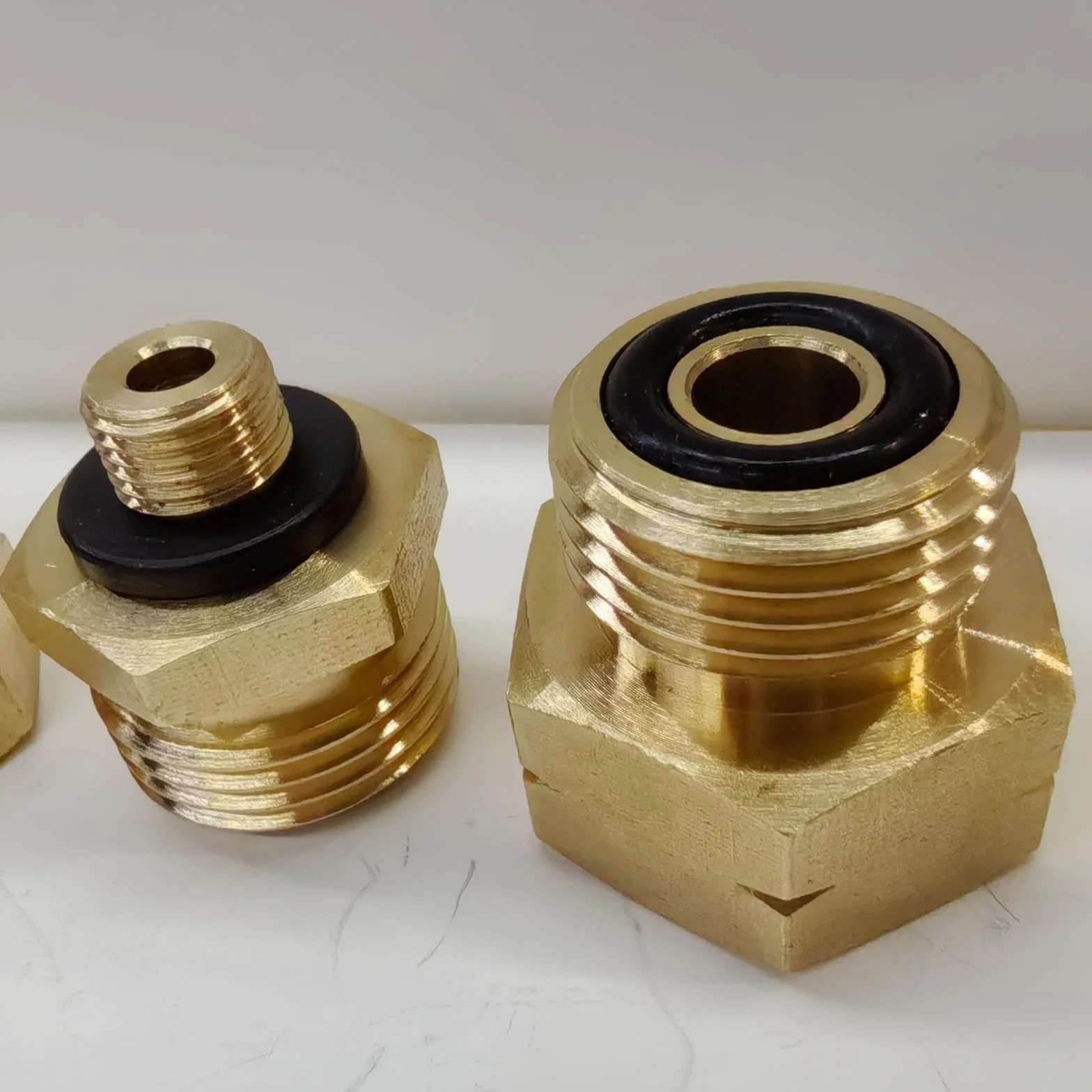 4-częściowy zestaw adapterów do butli gazowych, adapter do butli gazowych, adapter Euro do butli gazowych, do napełniania niemieckich butli gazowych za granicą, mosiężny adapter do butli gazowych w