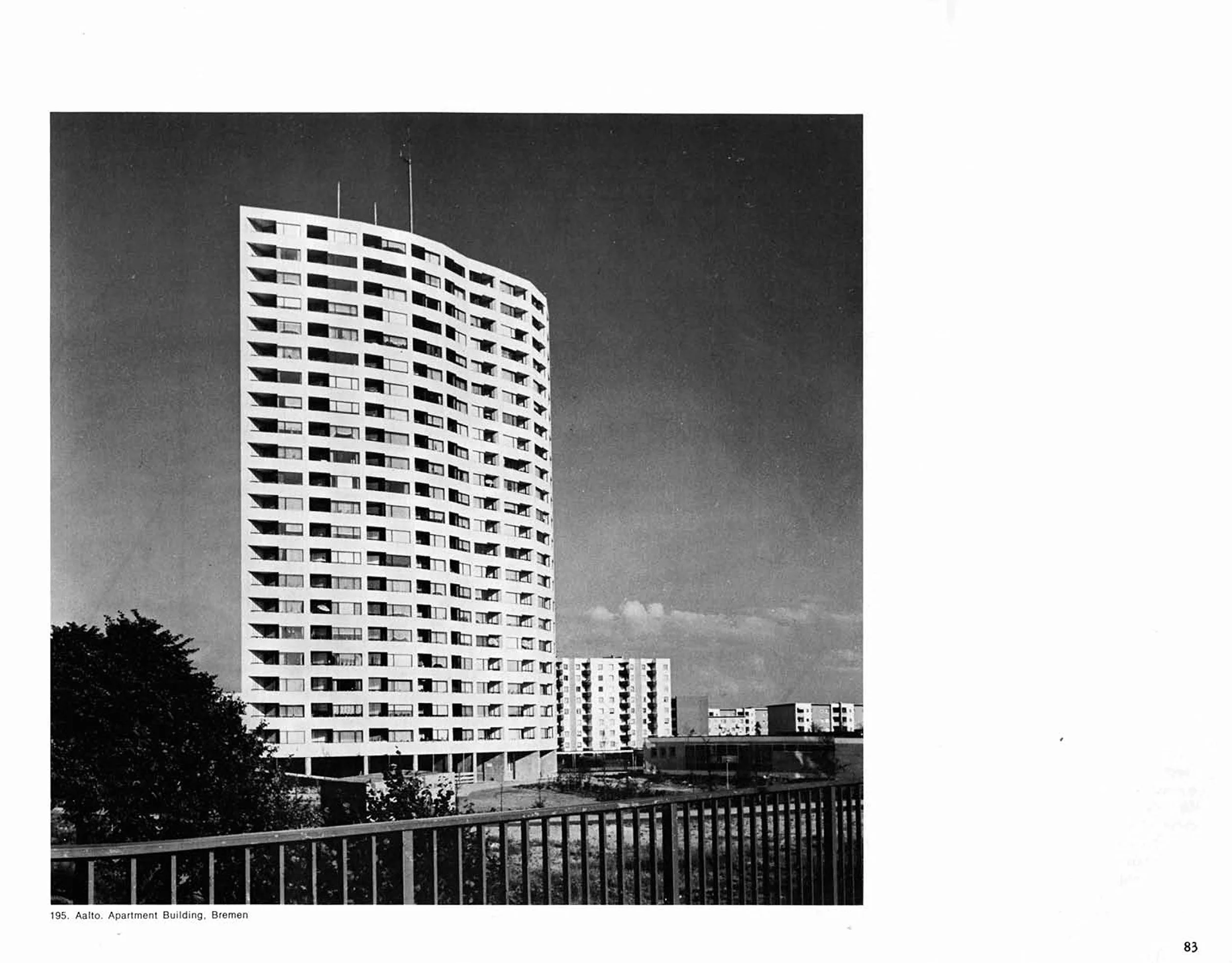 Robert Venturi Complexity and Contradiction in Architecture /anglais