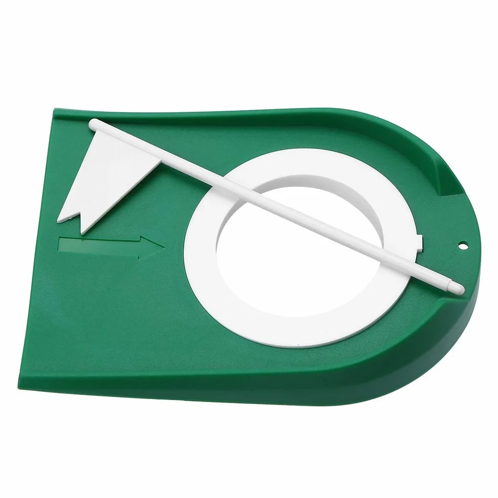 Plastikowy puchar do miotacza golfowego z otworami i flagami