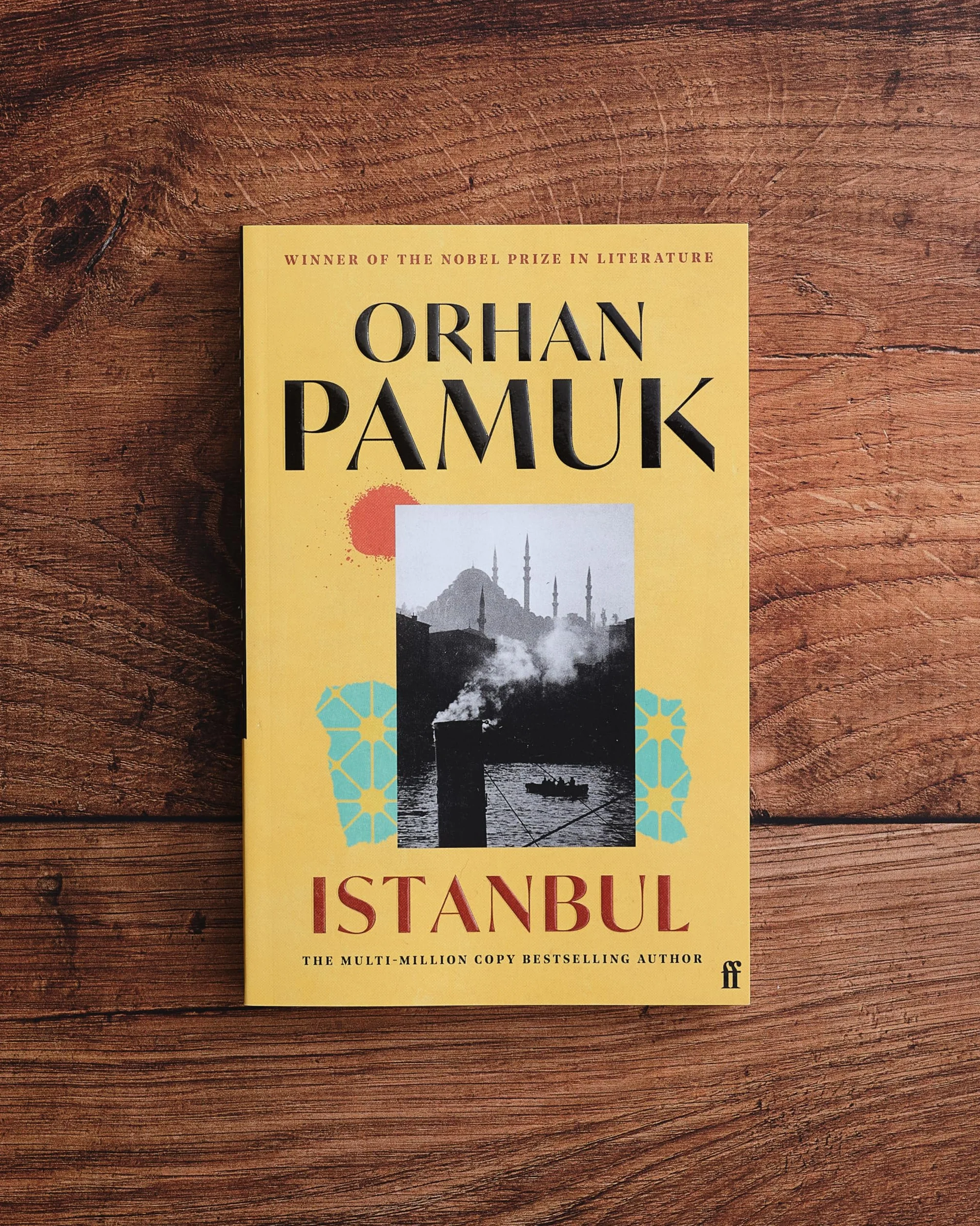 Istanbul: Memories of a City