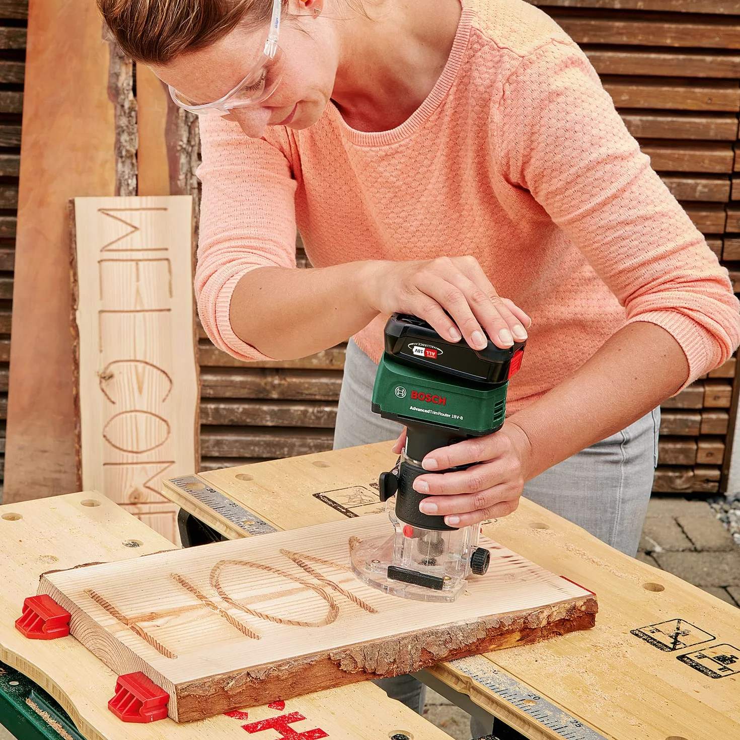 Bosch Home and Garden Akumulatorowa Frezarka do Krawędzi Bosch Advancedtrimrouter 18V-8, Bez Akumulatora, System 18V, Silnik Bezszczotkowy, Opakowanie Kartooptymalne