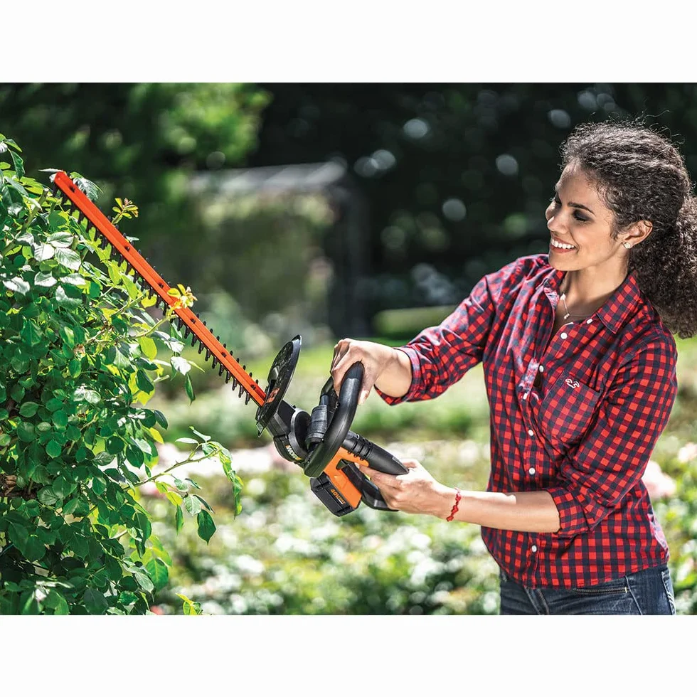 WORX WG261E.9 Akumulatorowe Nożyce do Żywopłotu, Cięcia Krzaków, z Ostrzem o Długości 44 cm, Rozstaw Zębów 16 mm, Lekkie i Kompaktowe, Kompatybilne z Powershare, bez Akumulatora i Ładowarki