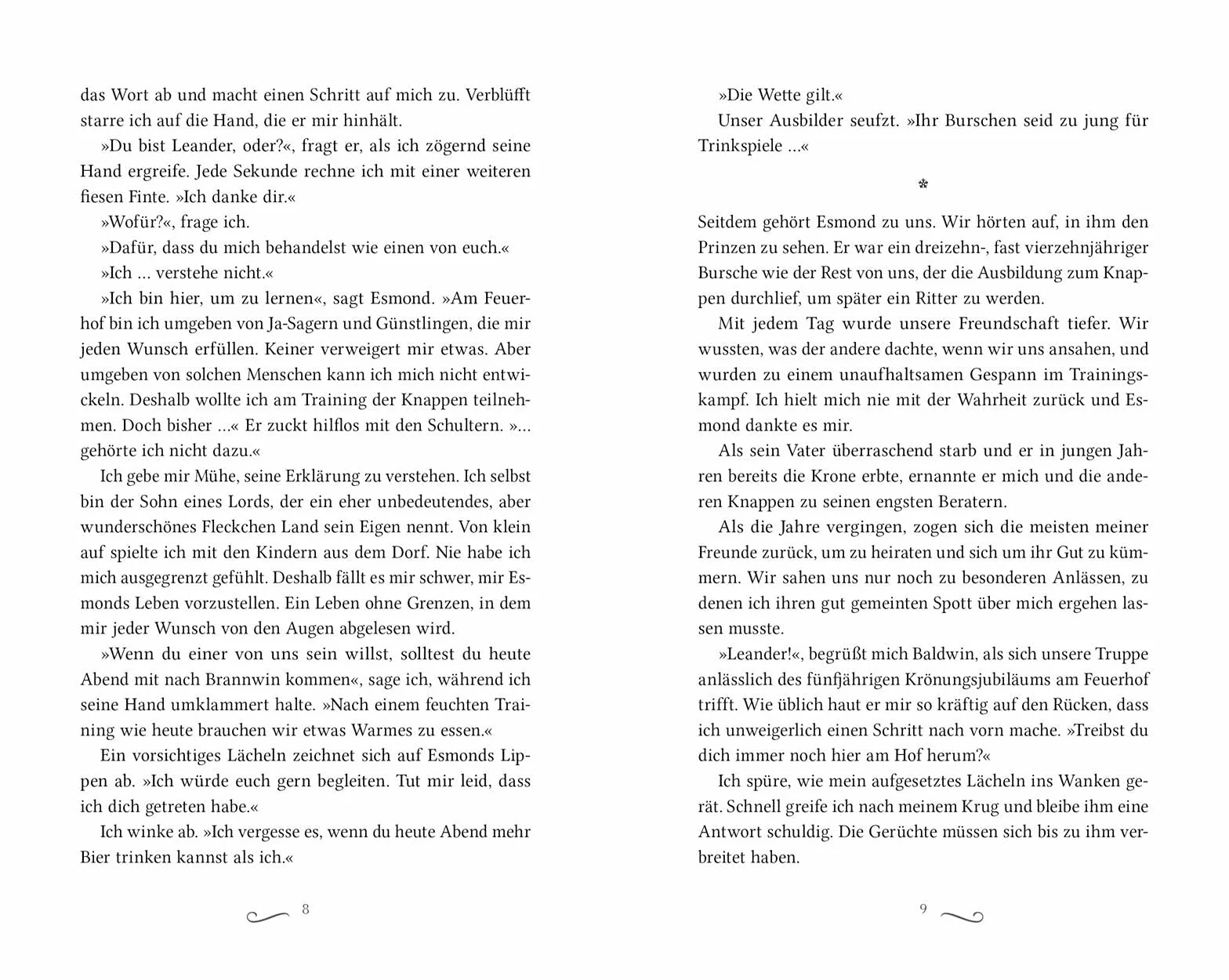 Frozen Crowns 1: Ein Kuss aus Eis und Schnee: Magischer Fantasy-Liebesroman über eine verbotene Liebe