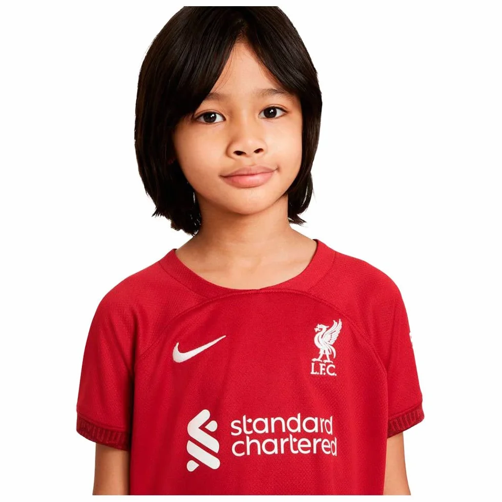 Liverpool F.C. Oficjalny domowy zestaw do gier 2022/23