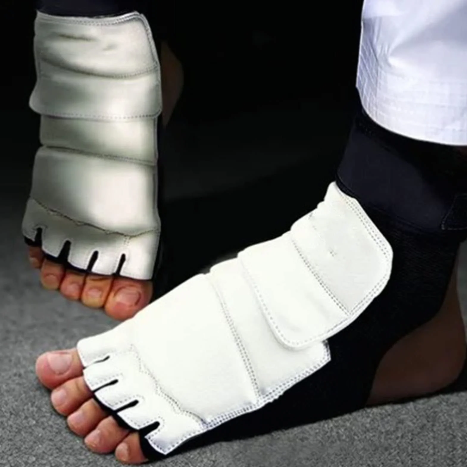 Ochraniacze na Stopy Taekwondo Oddychające Antypoślizgowe Karate Boxing Sparring 1 para
