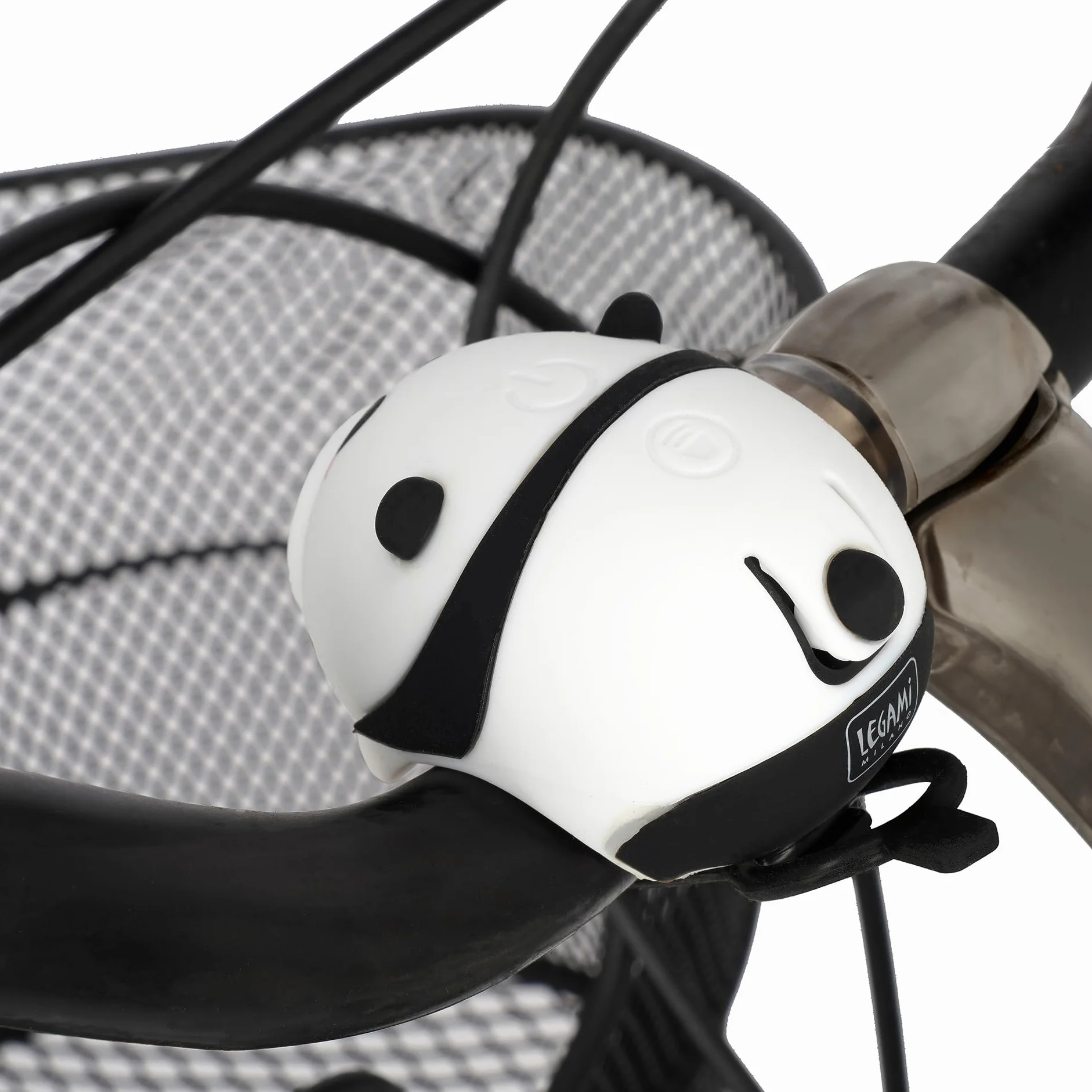 Legami - Przednie światło rowerowe z dzwonkiem, motyw Panda, regulowany pasek, 3 tryby światła, 5 trybów dźwięku, kabel typu C w zestawie, ładowalny, wodoodporny