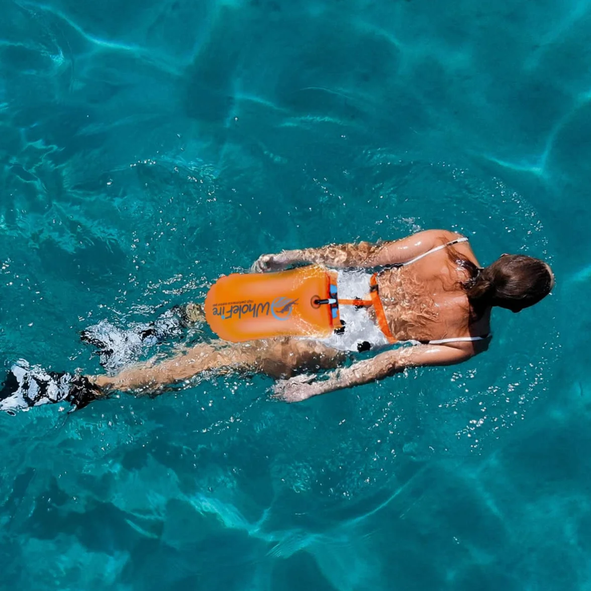 Boja pływacka 20 l wodoodporna nadmuchiwana do sportów wodnych triatlonistów kajakarzy snorkelerów