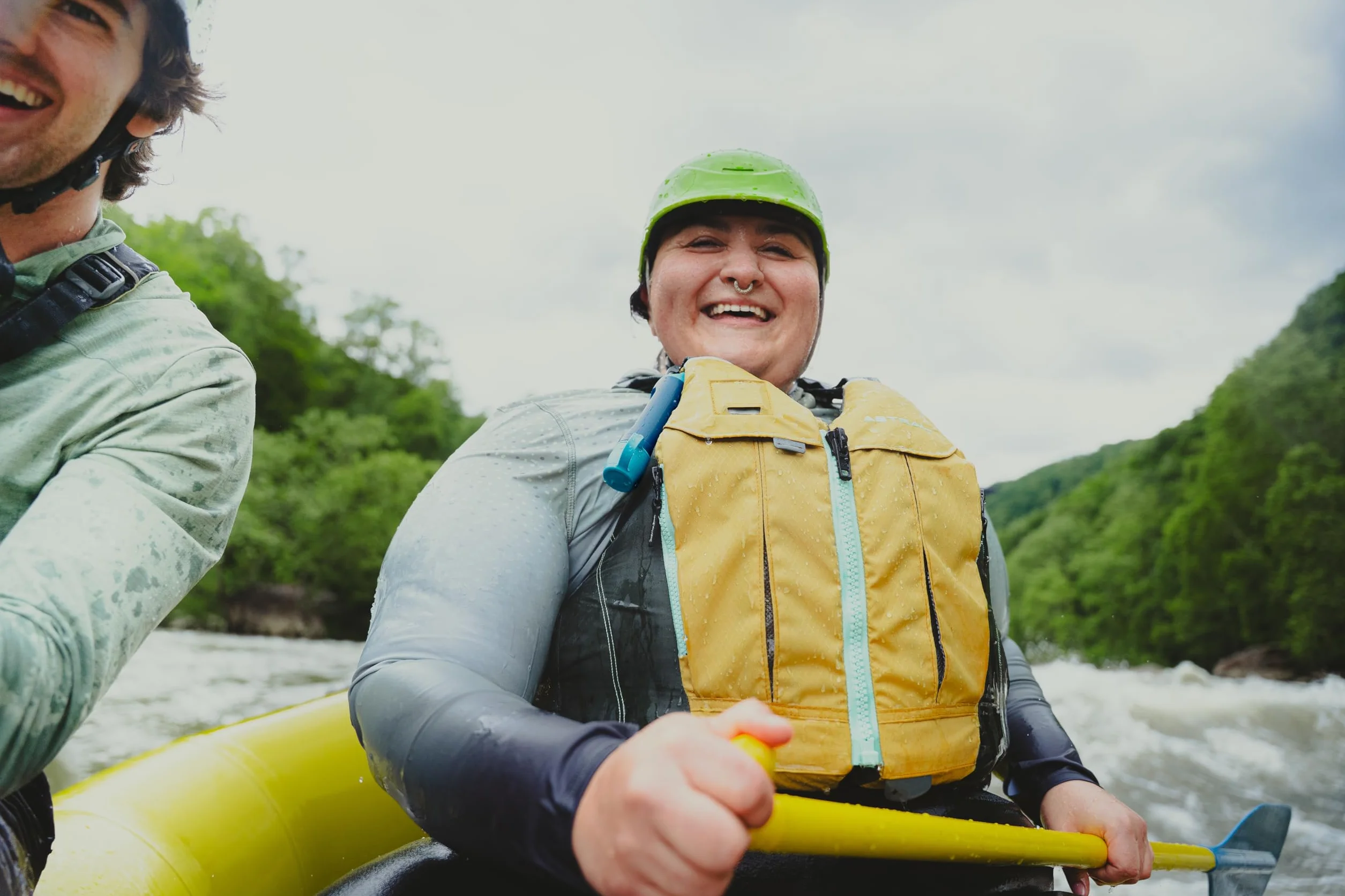 Lifestraw Peak Series Solo - indywidualny filtr wody do wędrówek, biwakowania, podróży, przetrwania, eliminuje bakterie, szkodniki i mikroplastiki, niebieska malina