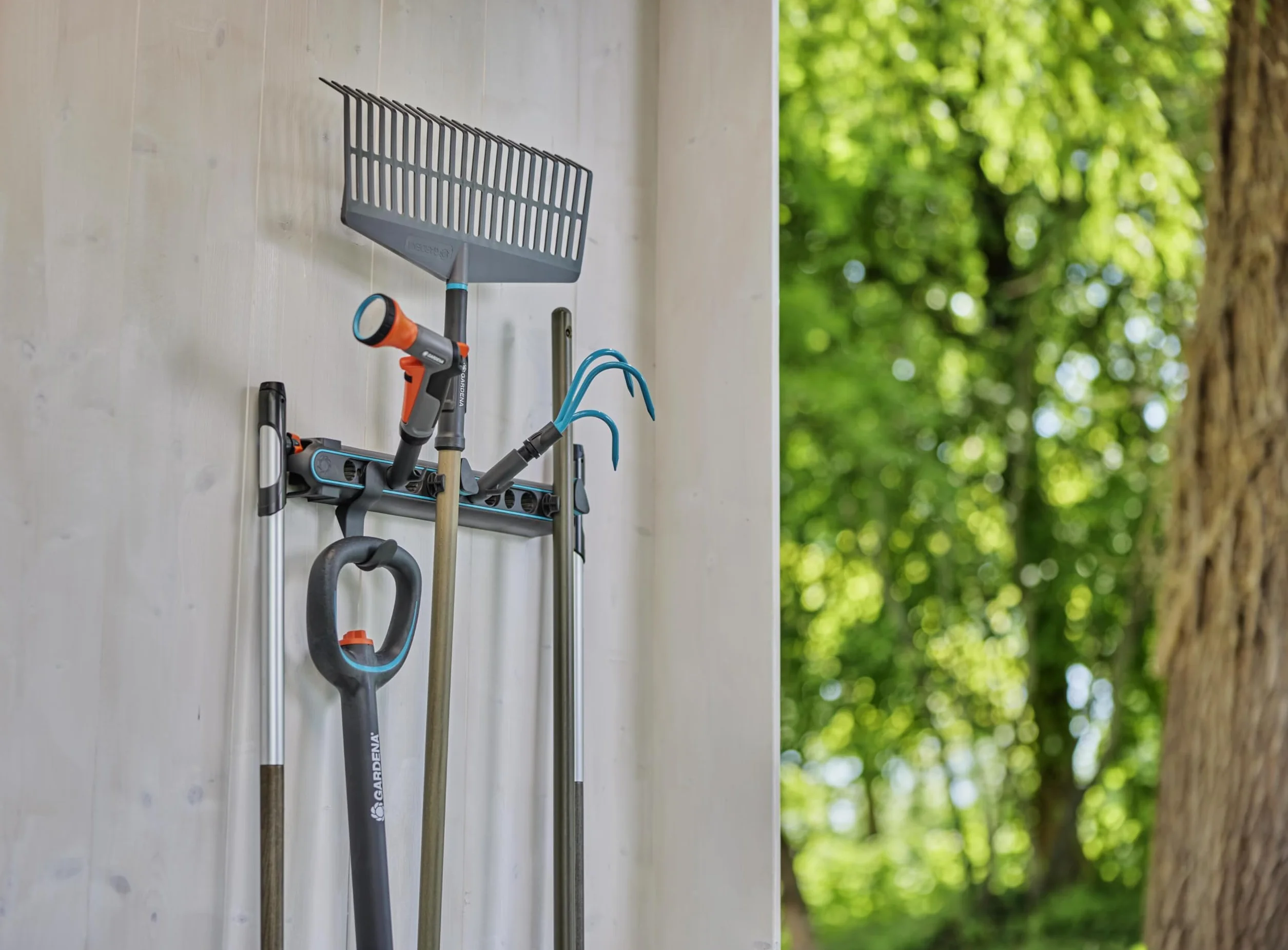Gardena wtyczka pojedyncza Flex: Uchwyt z haczykiem na drobne sprzęty, rozszerzenie do listwy na urządzenia (combisystem) Flex, elastyczne wkładanie, z materiału z recyklingu, 2 szt. (3507-20)