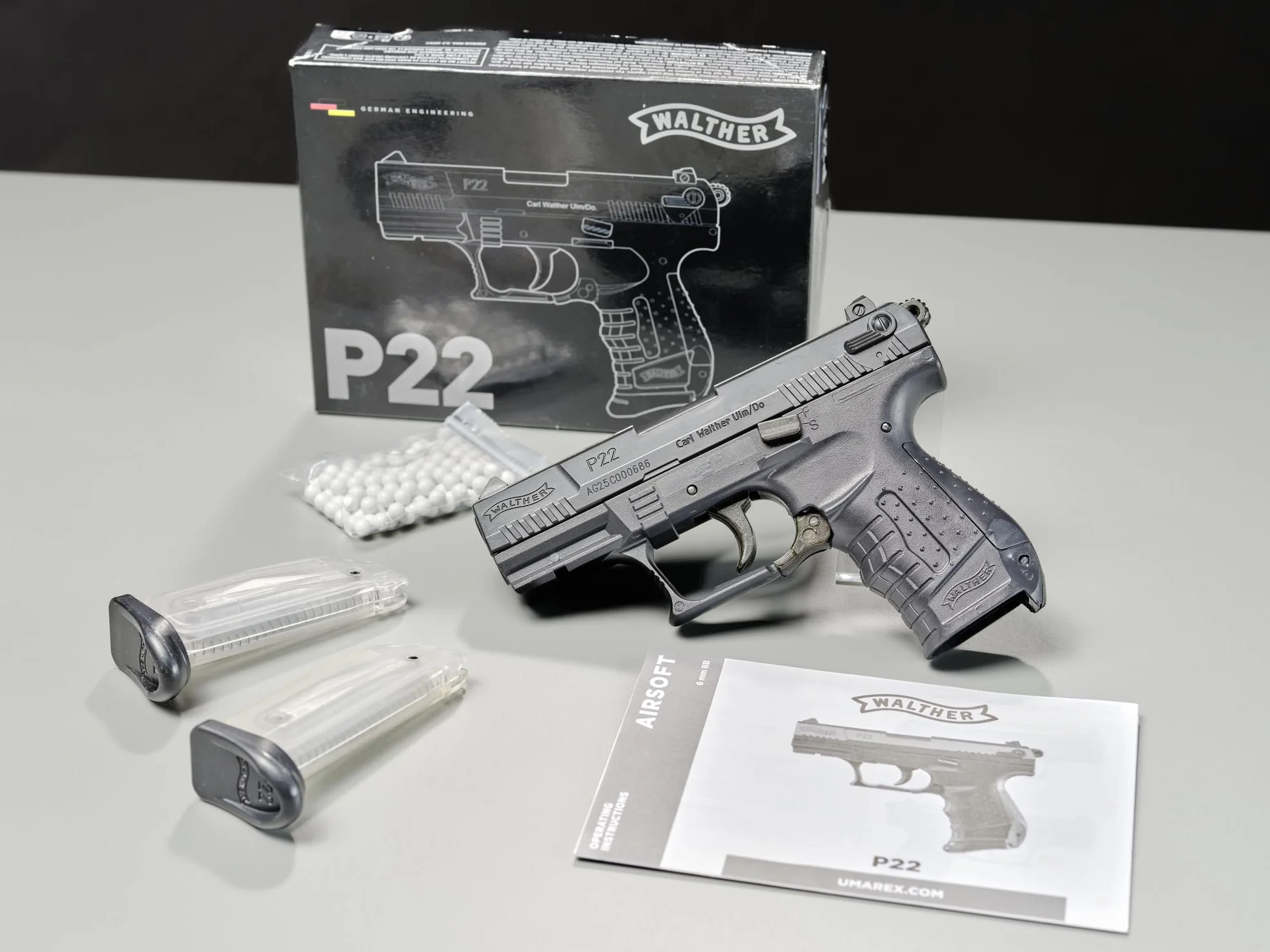 Umarex Softair P22 z zapasowym magazynkiem pistolet do airsoft 0,5 J czarny 6 mm