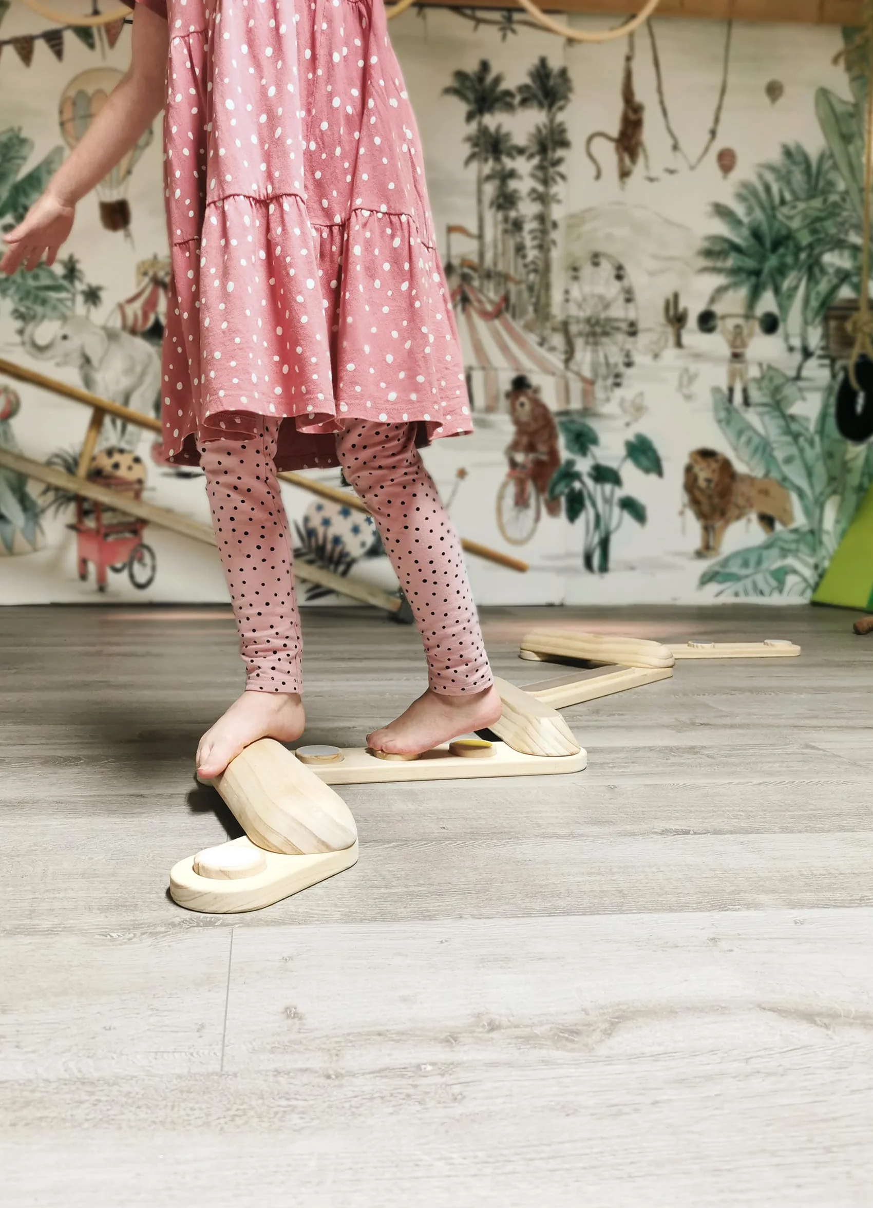 small foot Balance Beams "Adventure", drewniana zabawka do ćwiczeń dla dzieci w wieku od 3 lat, do użytku po obu stronach, prod. 12241