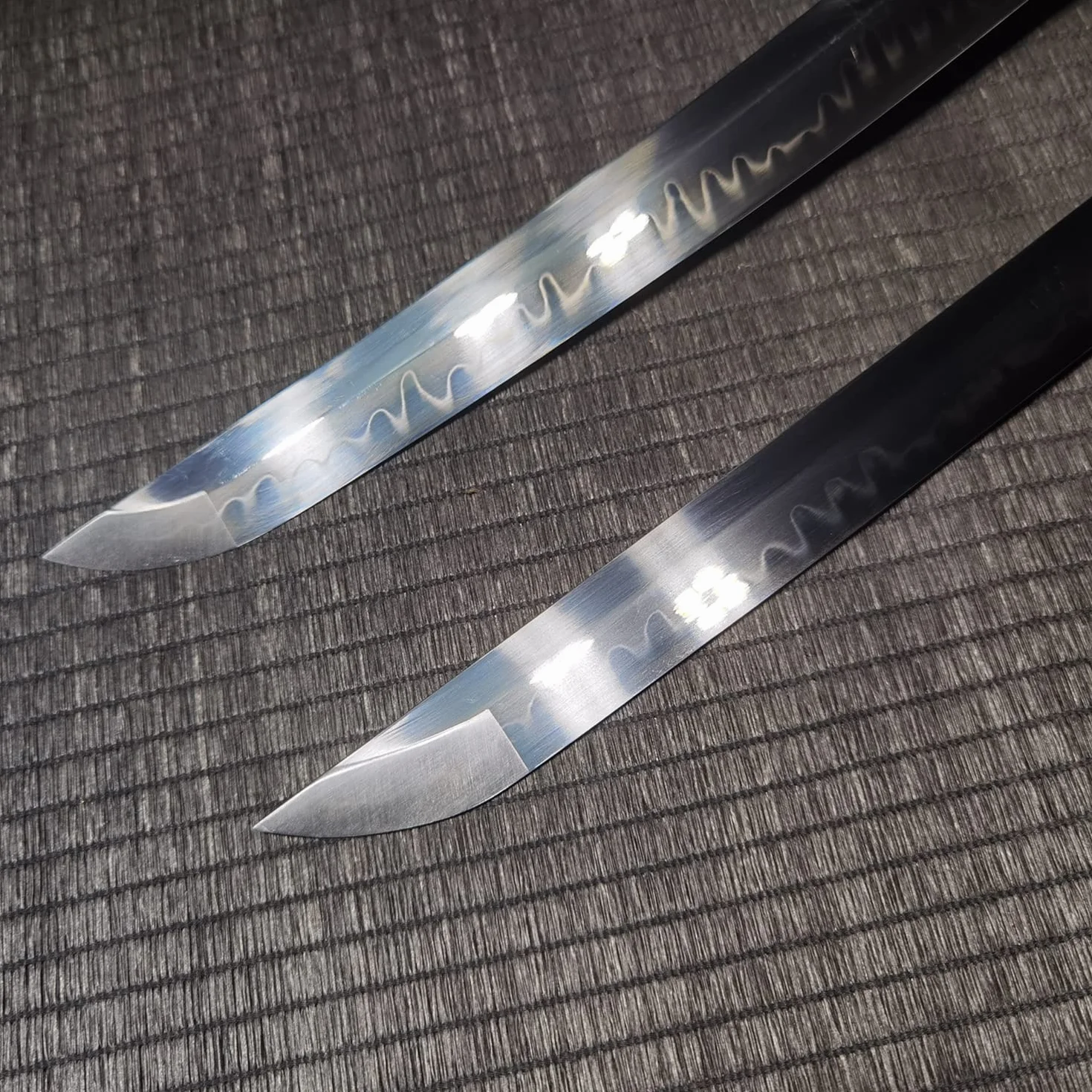 Ghost of Tsushima Cosplay Replika miecza, zestaw prawdziwych mieczy samurajskich, ręcznie kute ostrze T1O