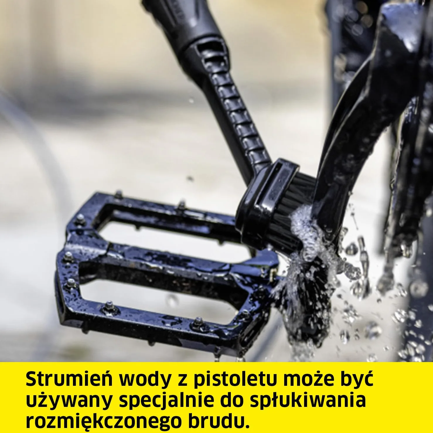 Kärcher szczotka precyzyjna, do trudno dostępnych miejsc, łatwy montaż, wymienna głowica szczotki, kompatybilna ze wszystkimi myjkami terenowymi Kärcher OC 3, OC 3 Plus i OC 3 Foldable