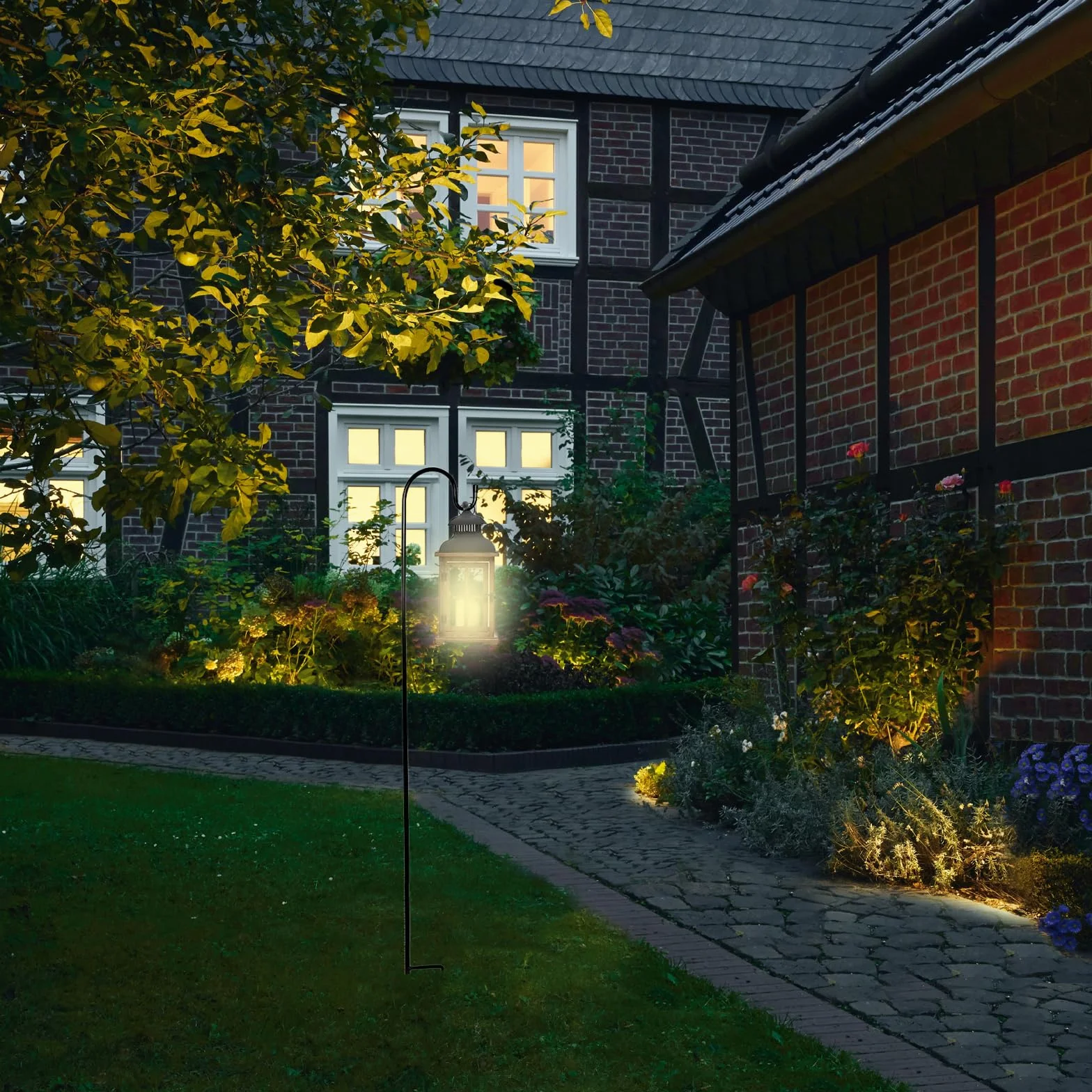 ACONDE Garden Haczyki pasterskie z ochroną przed rdzą do użytku na zewnątrz – 4 sztuki, 90 cm, metalowy kij pasterski z haczykami – dekoracja podwórka, słupek na latarnie do wiszących małych koszy na