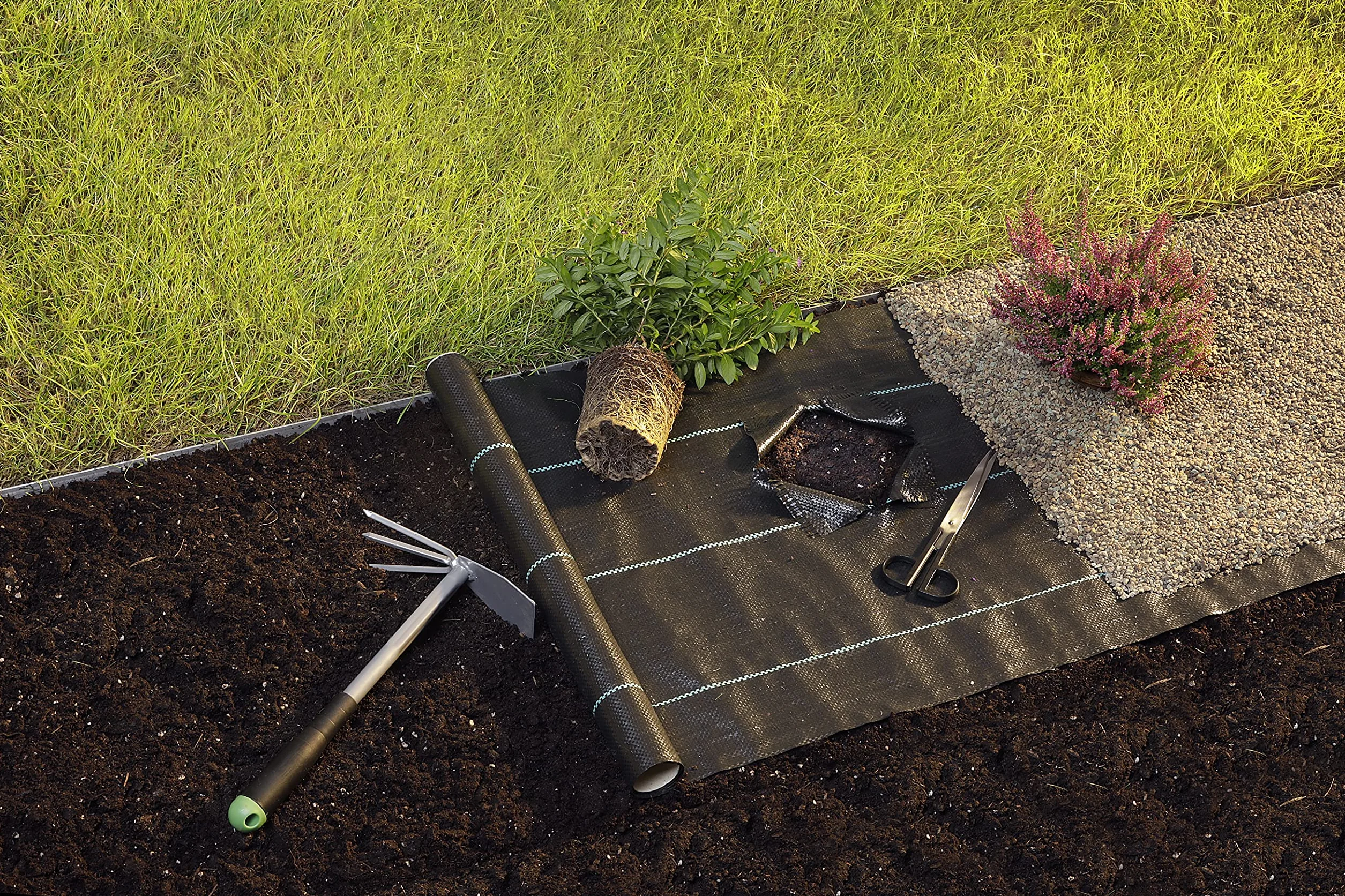 GardenMate - agrowłóknina ściółkująca przeciw chwastom - 2 m x 20 m - przepuszcza wodę - z ochroną przeciw UV - odporna na rozrywanie - do mulczowania - 100 g/m²