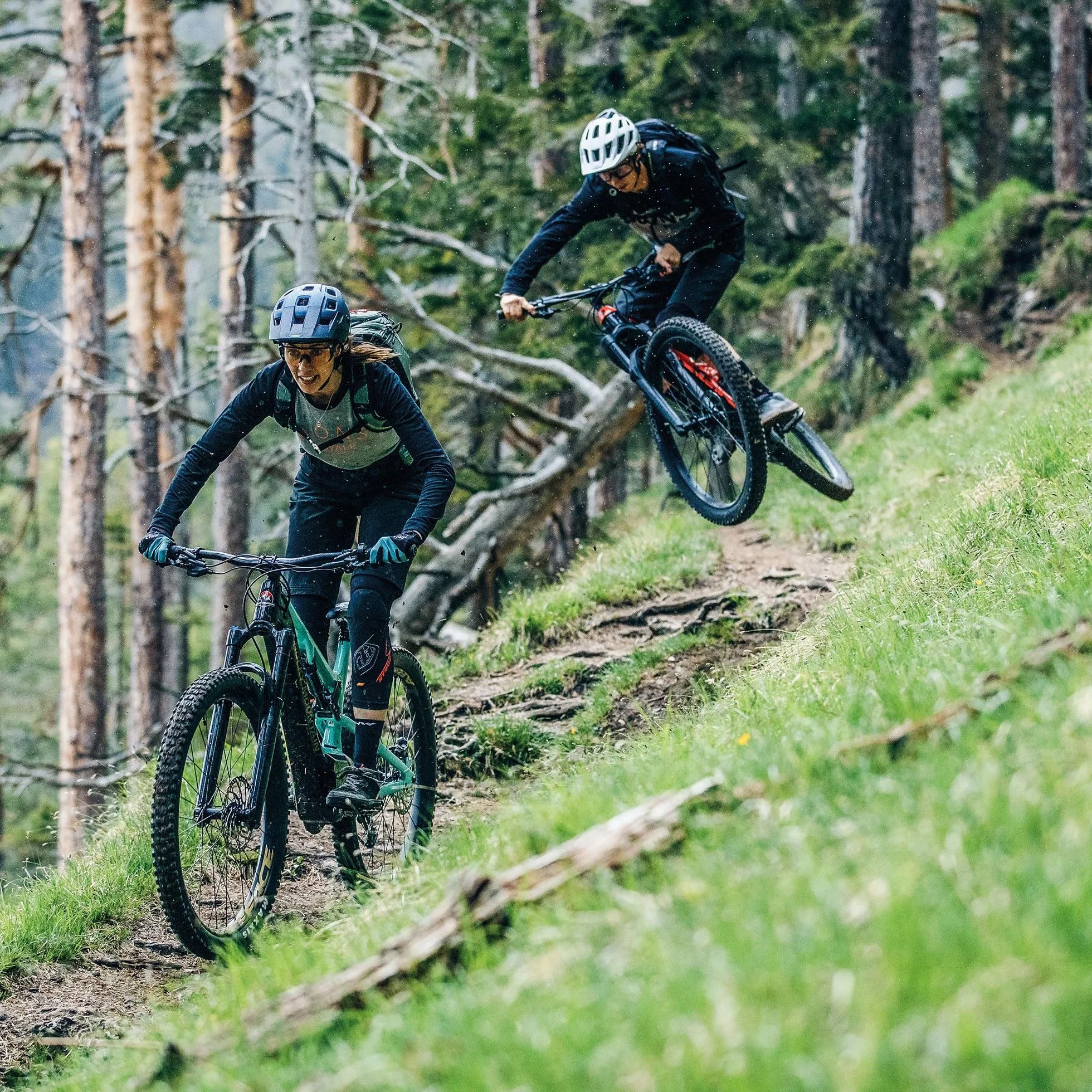 Kask ABUS MTB Moventor 2.0 MIPS - kask rowerowy z ochroną przed uderzeniami do jazdy terenowej na rowerach górskich - kask all-mountain dla mężczyzn i kobiet