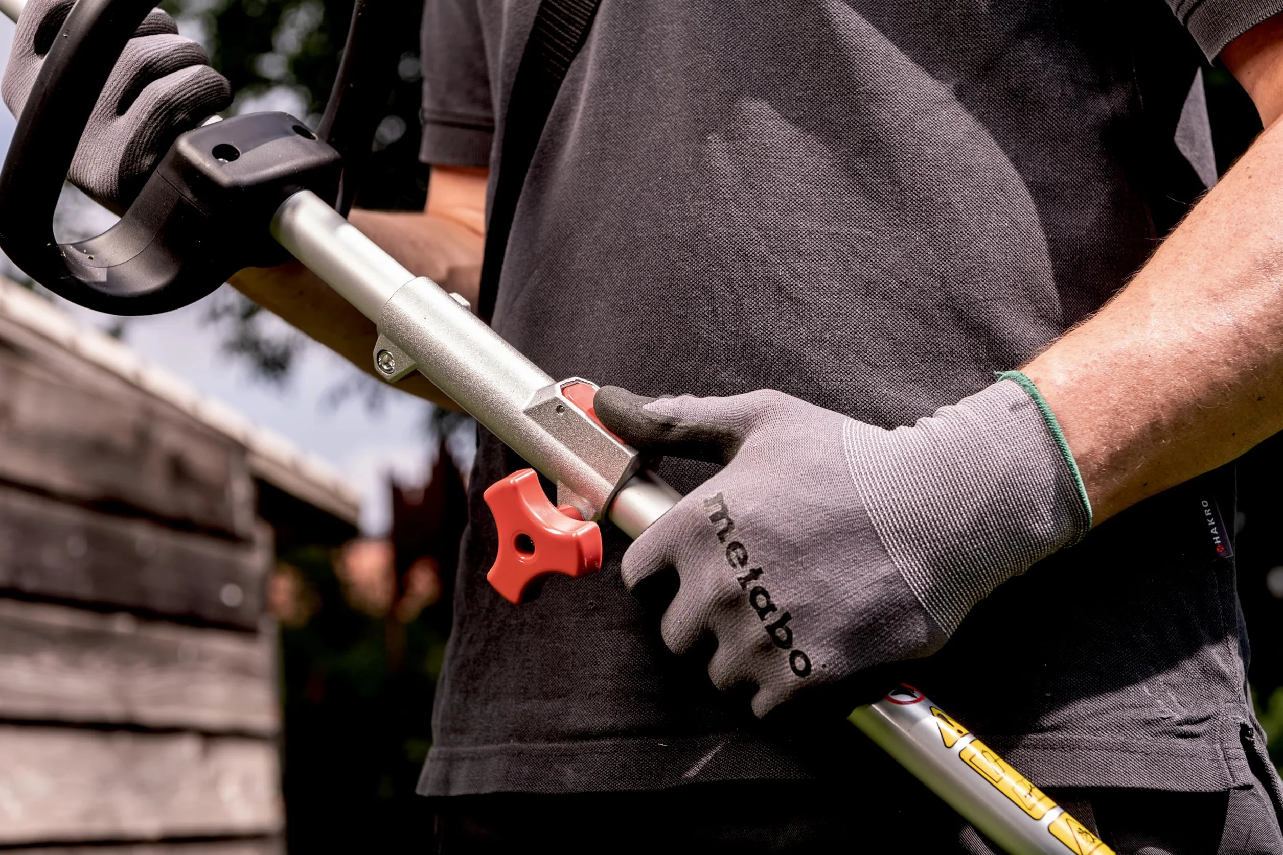 Metabo akumulatorowa podkaszarka RTD 18 LTX BL 30 – 601720850 – 18 V – Lekka i kompaktowa – Elektryczna podkaszarka z systemem Metabo Quick do szybkiej wymiany żyłki i silnikiem bezszczotkowym