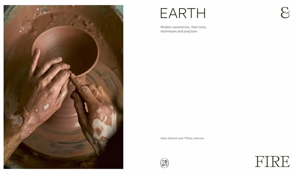 Earth & Fire : Modern potters, their tools, techniques and practices /anglais