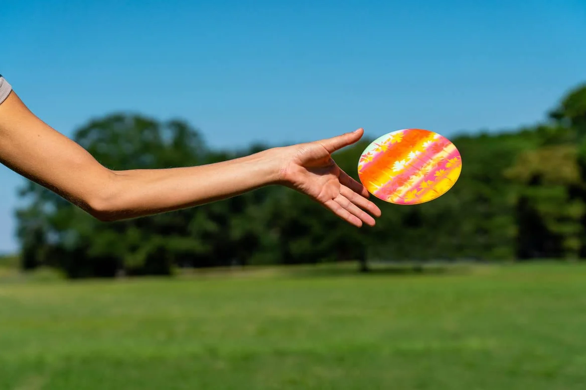 Waboba Wingman Die Frisbeescheibe, idealna dla dzieci i dorosłych, model 150 x 150 x 15 mm, rzędy dłoni