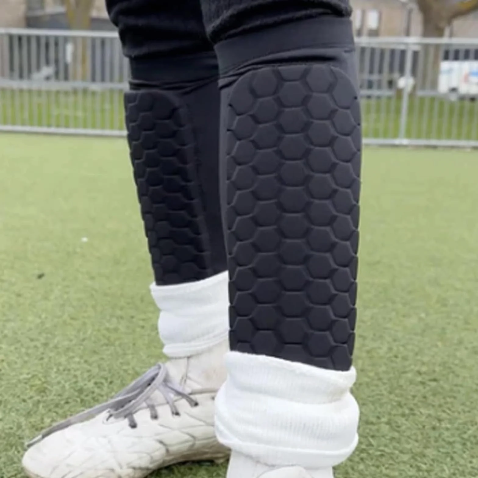 Shin Defender Shin Guards Shinbang Protector 2.0 Ski Kids Leg Pads Sports