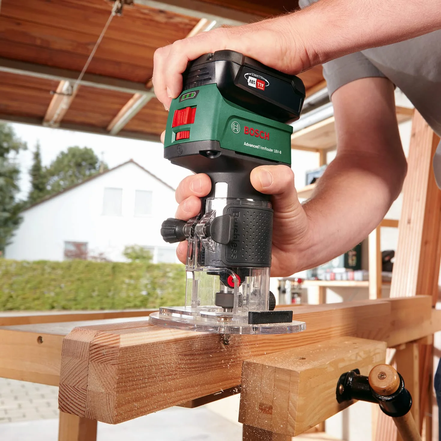 Bosch Home and Garden Akumulatorowa Frezarka do Krawędzi Bosch Advancedtrimrouter 18V-8, Bez Akumulatora, System 18V, Silnik Bezszczotkowy, Opakowanie Kartooptymalne