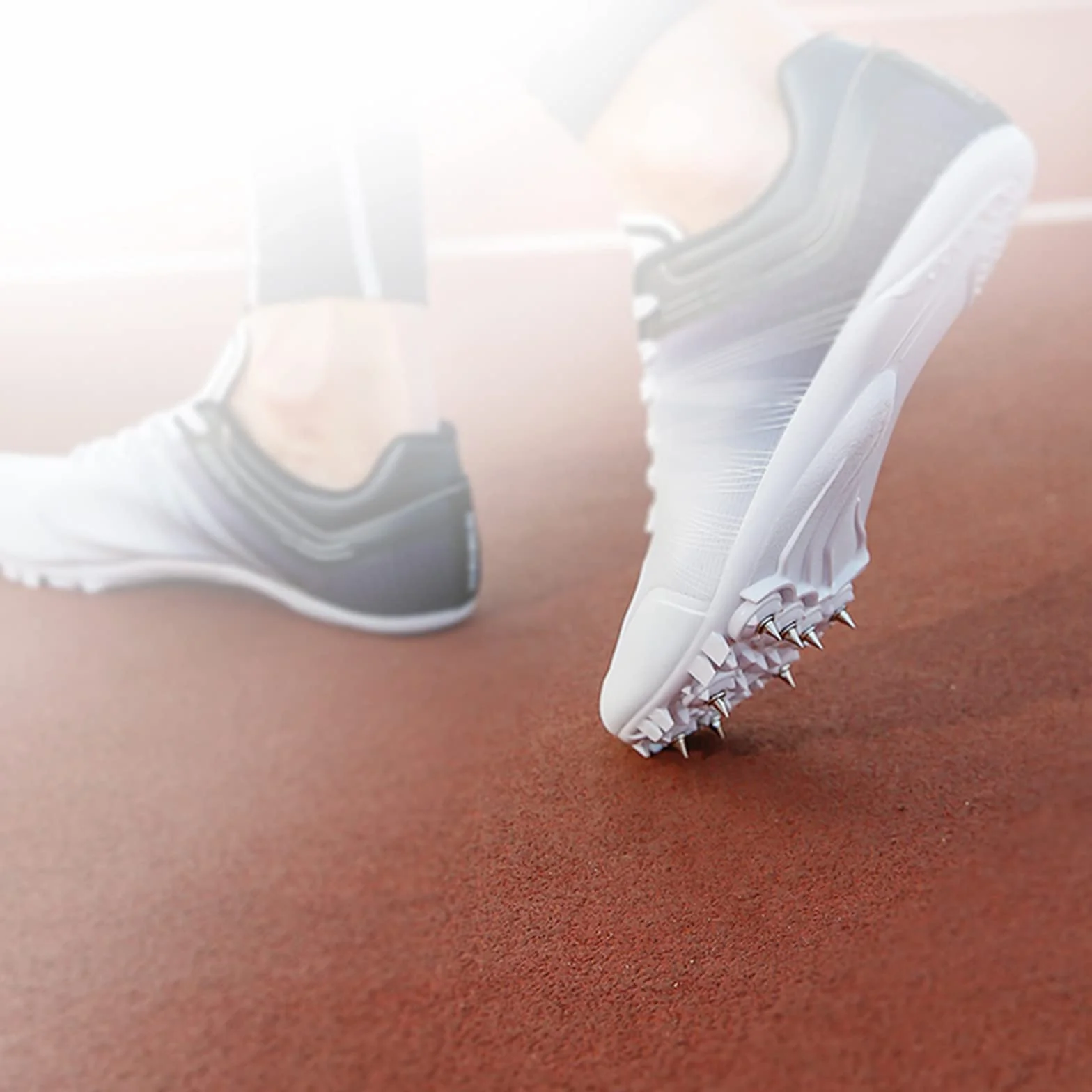 LUTER 20 Szt. 1/4 Cala Track Spikes z Kluczem Kolczastym Zamiennik ze Stali Nierdzewnej do Butów Sportowych Skok w Dal Lekkoatletyczny i Terenowy (Srebro)