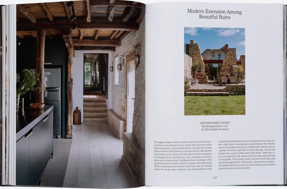 Country and Cozy: Countryside Homes and Rural Retreats