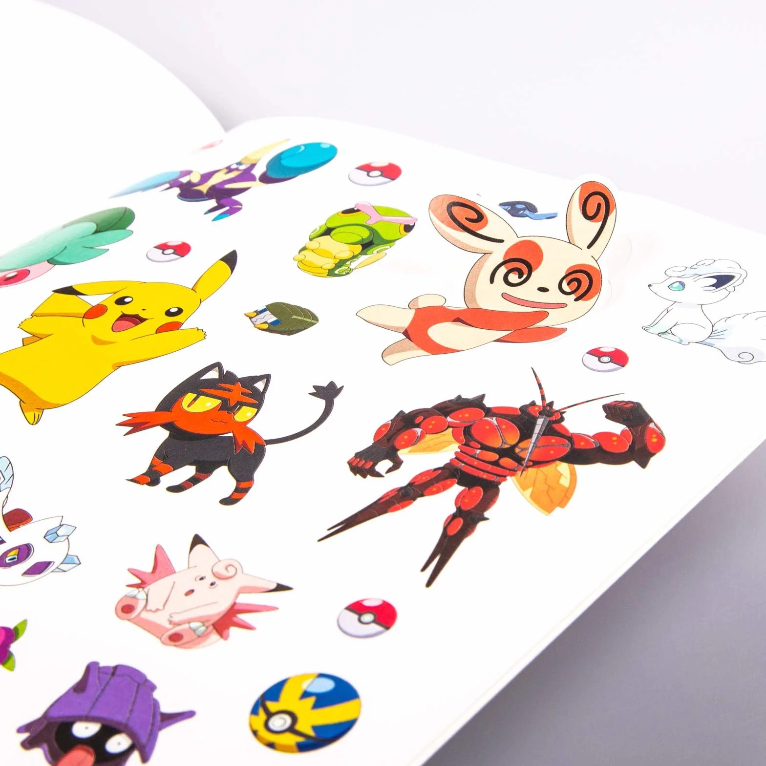 Pokémon: Mein ultimativer Spiel- und Malspaß: Mit mehr als 150 Stickern!