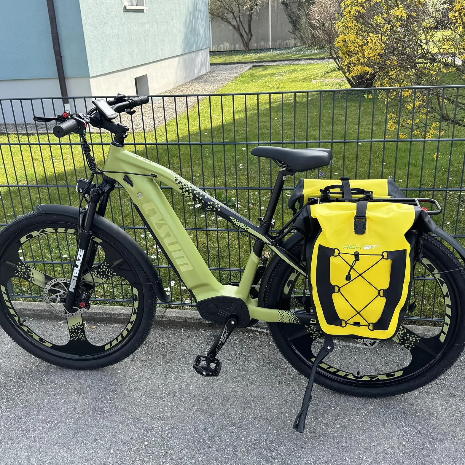Elektryczny rower górski 29 cali 75 Nm 48 V 14 Ah zasięg 90-120 km