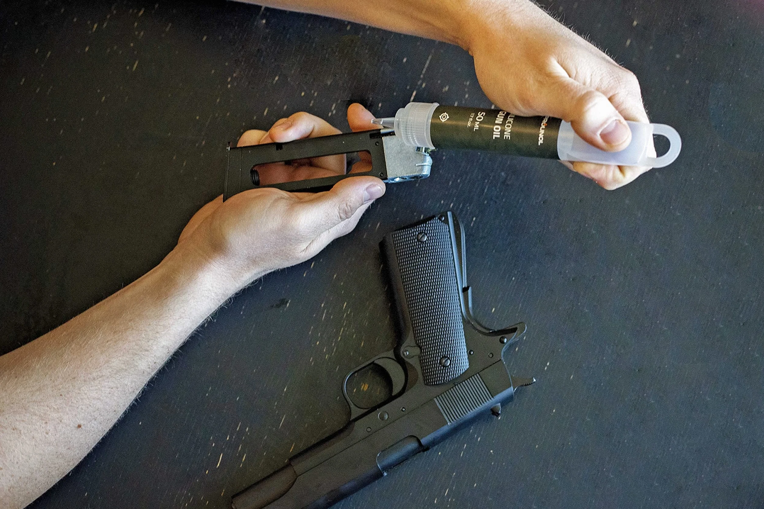PROUNOL Olej Silikonowy do Pielęgnacji i Konserwacji wiatrówki CO2, Airsoft 60ml