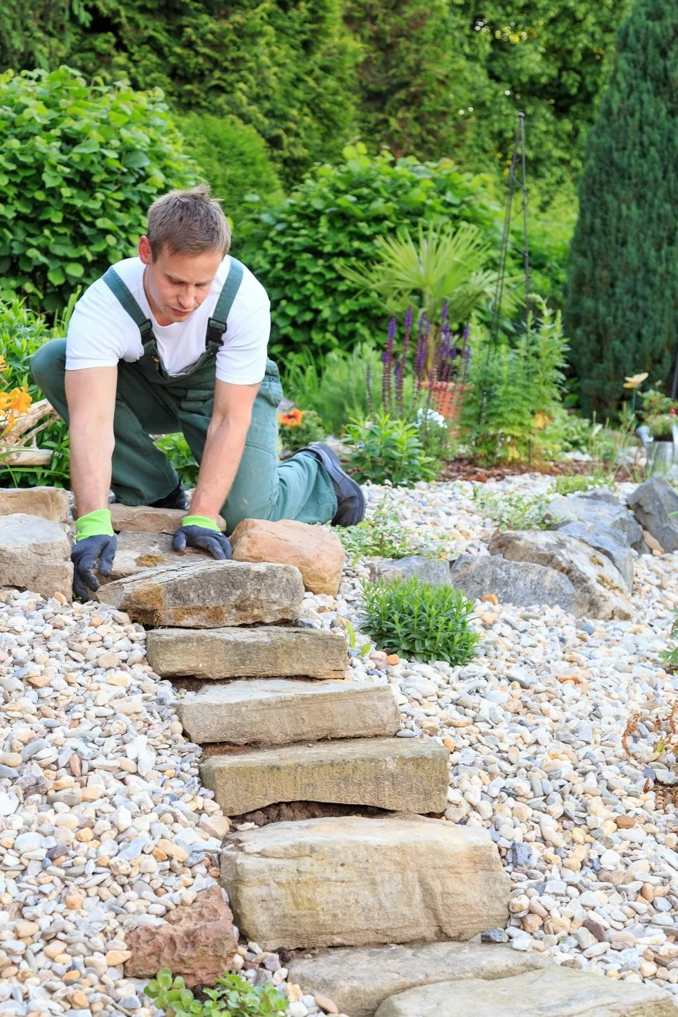 GardenMate – włóknina ogrodowa 2 m x 5 m, 50g/m² – odporna na rozrywanie agrowłóknina ściółkująca – wysoka stabilizacja UV – przepuszczająca wodę – 2 m x 5 m = 10 m²